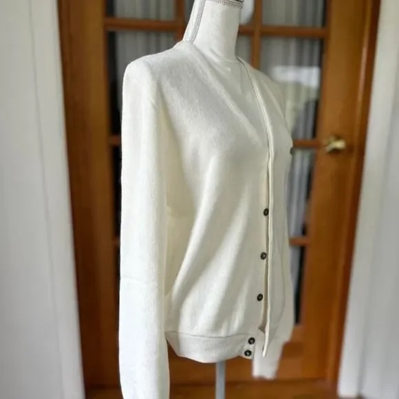 Vintage Lacoste White Cardigan Size M excellent condition - Picture 2 of 5
